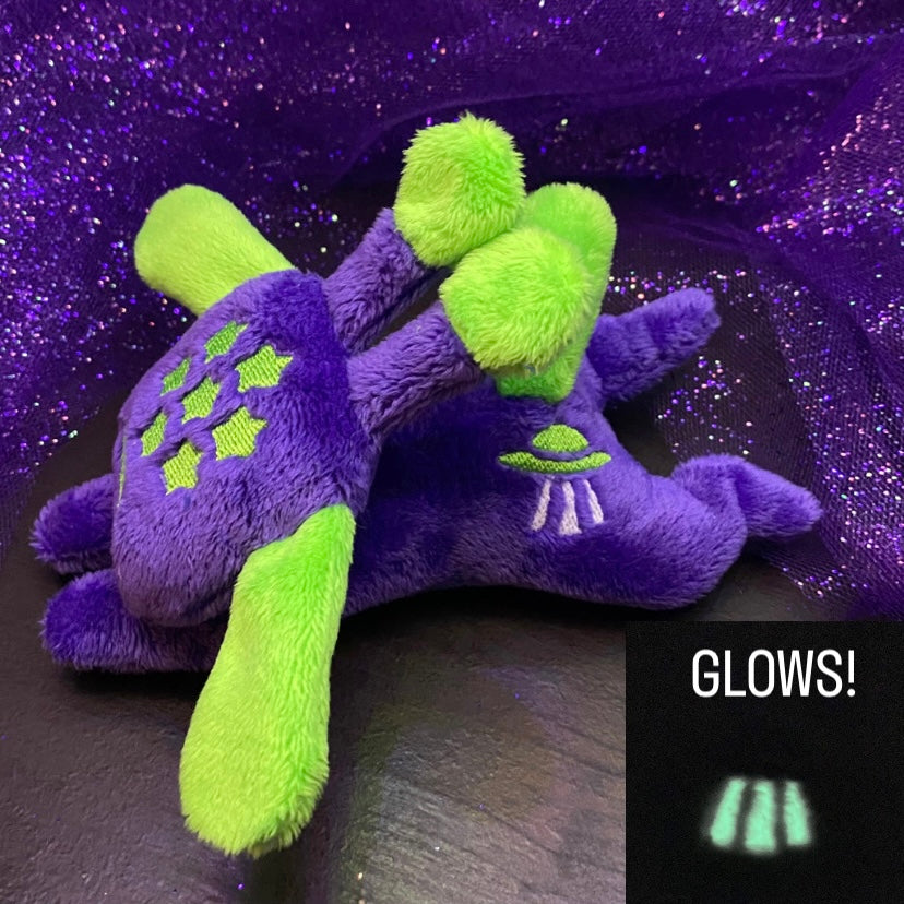 Alien PUPP13 Beanie Plushie Litter: 1NVAS1ON